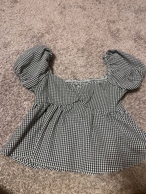 SHEIN Black and White Gingham Button-Front Top